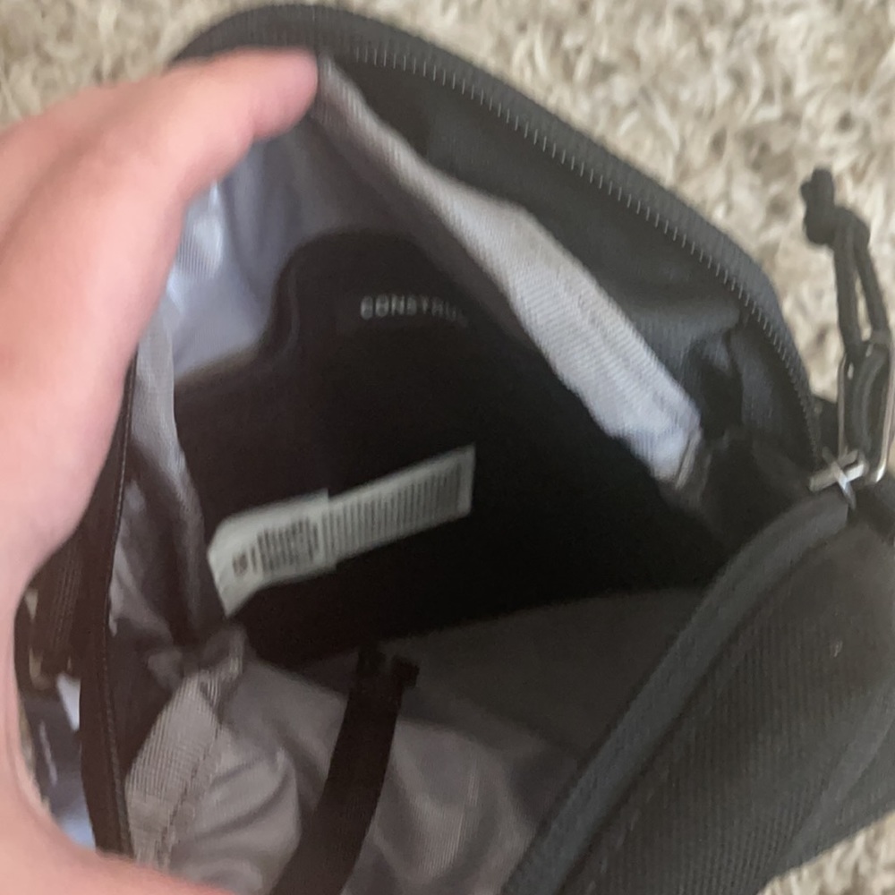 Sold curtsy Vans Construct Shoulder Bag ) NEW - Picture 14 of 14